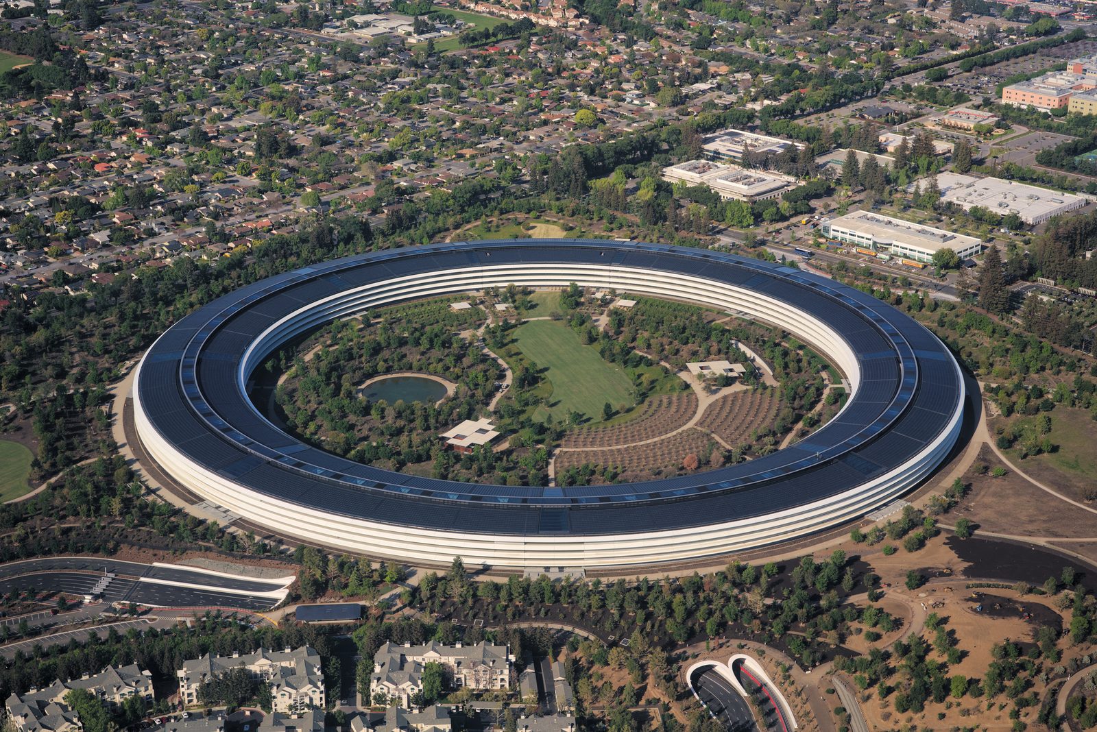 Aerial view of Apple Park, the ring-shaped Apple headquarters in Cupertino, California.